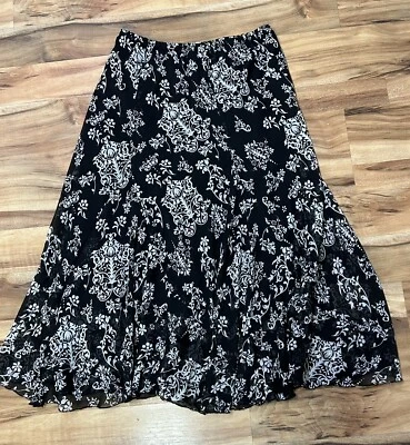 J K L A Women’s California Black White  Skirt Size Large Waist 34 - Image 1 of 4