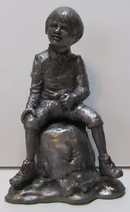 Michael Ricker limited edition Olde English Pewter figurine: boy without flower - Picture 1 of 6