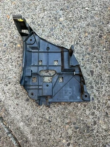 Porsche Boxter 911 1997-2004 Headlight MOUNT BRACKET SUPPORT RIGHT OEM - Picture 1 of 5