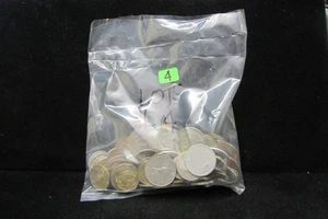 LOTE DE MONEDAS EXTRANJERAS DEL MUNDO #4 - 1 LIBRA + - BONITA MEZCLA - SIN PLATA NI ORO - Imagen 1 de 3