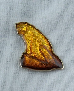 GOLD / AMBER TONE UNIQUE ENAMEL LEOPARD PIN - Picture 1 of 4