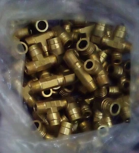 28xParker 189pmtr8-6-6 DOT Push- Connect Air Ftg 3/8"x 3/8"x 1/2" 189pmtr866 A7 - Picture 1 of 2