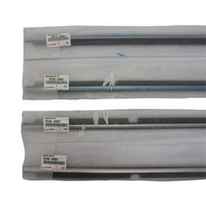 Serie Puerta Resistente a la Intemperie Moldura Todas las Puertas GENUINA Para Toyota LandCruiser 80 - Imagen 1 de 6