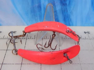 2X Helin's Flatfish U20 Vintage Fishing Lure flo red - Picture 1 of 7