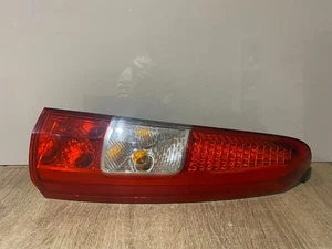 VOLVO V70 D5 MK2 REAR LIGHT O/S DRIVERS SIDE / RIGHT HAND SIDE 30722646 - Picture 1 of 2