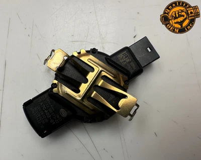 2016-25 BMW 2 3 4 5 7 M4 M440 X1 X2 X3 X4 X5 X6 X7  WINDSHIELD WIPER RAIN SENSOR - Image 1 of 4