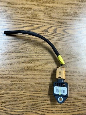 2003-2013 Maserati Quattroporte Side Crash 193783 OEM - Image 1 of 3