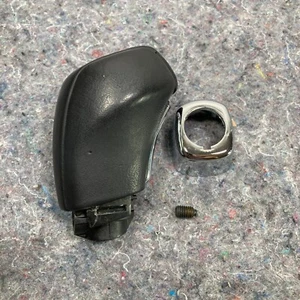 2003-2007 Cadillac CTS Shift Knob Automatic Leather w/Mounting Screw - Picture 1 of 18