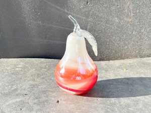 VINTAGE MURANO GLAS BIRNENFÖRMIGES ORNAMENT ROT UND CREMEFARBEN - Bild 1 von 7