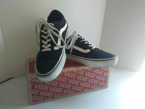 Woman's VANS "Off The Wall" Size 9.5 - Picture 1 of 4