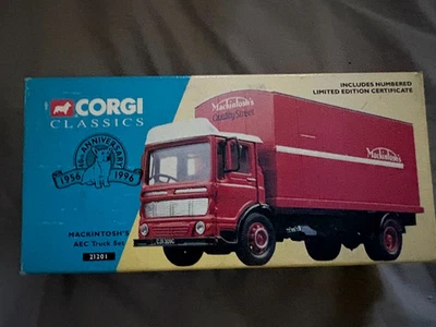 CORGI CLASSICS MACKINTOSH'S AEC TRUCK SET (Original/Boxed) - Image 1 of 4