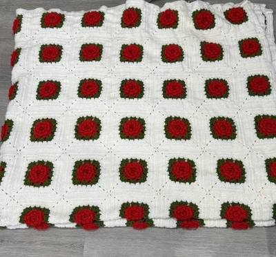 Vintage Crochet Navidad Poinsettia King Size Afgano Blanco y Rojo Abuelita Cuadrado Foto 1 de 4