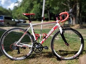 White/Red Merax Finiss Custom Road/Gravel/Cross/Touring Bike 2x10 700c 54cm - Picture 1 of 12