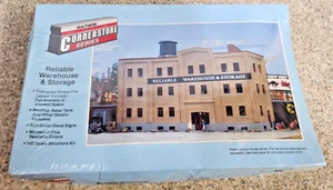 Walthers Cornerstone HO 1:87 kit 933-3014 Reliable Warehouse and Storage. NOS - Picture 1 of 3