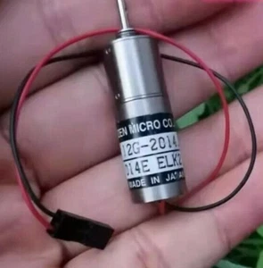 Motor de engranaje Citizen micro DC 12g-2014 Hecho en Japón - Imagen 1 de 1
