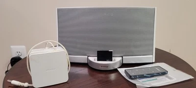 Bose SoundDock N123 Portable Digital Music Speaker W/Remote, Bluetooth Adapter. - Image 1 of 4