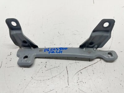 F211238 2006-2011 Mercedes CLS500 Guardabarros Soporte de montaje trasero CLS550 Driver LH Foto 1 de 4