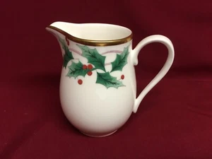 Mikasa Ribbon Holly Creamer-Bone China - Picture 1 of 3
