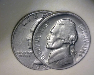 1960 JEFFERSON NICKEL 🌟LARGE BROAD STRIKE 🌟QUARTER SIZE  🌟US ERROR COIN - Picture 1 of 10