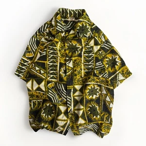Vintage 1960s Sun-Dek Hawaiian Shirt Yellow Tiki Geometric AOP Aloha M Summer - Picture 1 of 16