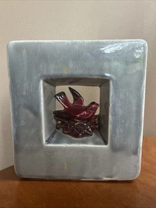 Jarrón doble McCoy con pájaro rojo de mediados de siglo vintage - Imagen 1 de 9