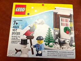 Lego SEASONAL 40124 ~ WINTER FUN Retired NISB Snowmobile Dog Snowman Tree  Husky