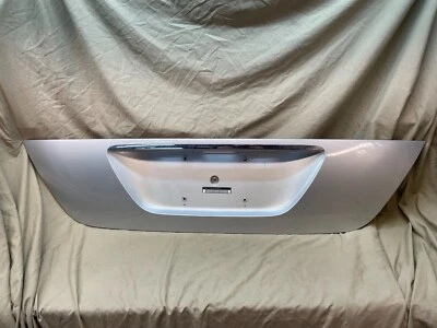 03-06 Mercedes W211 E55 AMG E500 sedán tapa maletero puerta trasera placa moldura OEM Foto 1 de 4