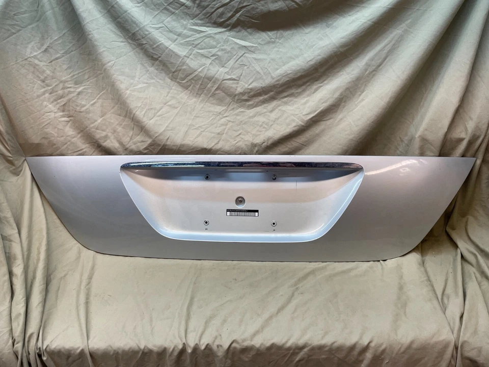 03-06 Mercedes W211 E55 AMG E500 sedán tapa maletero puerta trasera placa moldura OEM Foto 1 de 4
