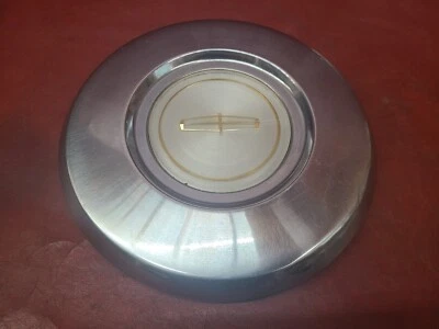 1982-1987 Lincoln Continental Lincoln Mark VII 1295 Wire Wheel Center Cap Single — 第 1/4 张图片