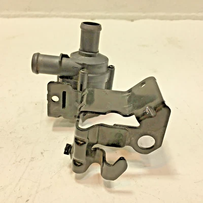 AUDI A6 2016-2018 2,0 L MOTOR REFRIGERANTE BOMBA DE AGUA AUXILIAR OEM Foto 1 de 4