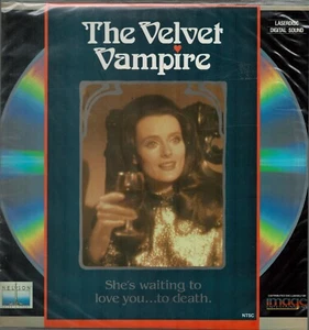 The Velvet Vampire (Laserdisc) 1971 - Picture 1 of 2