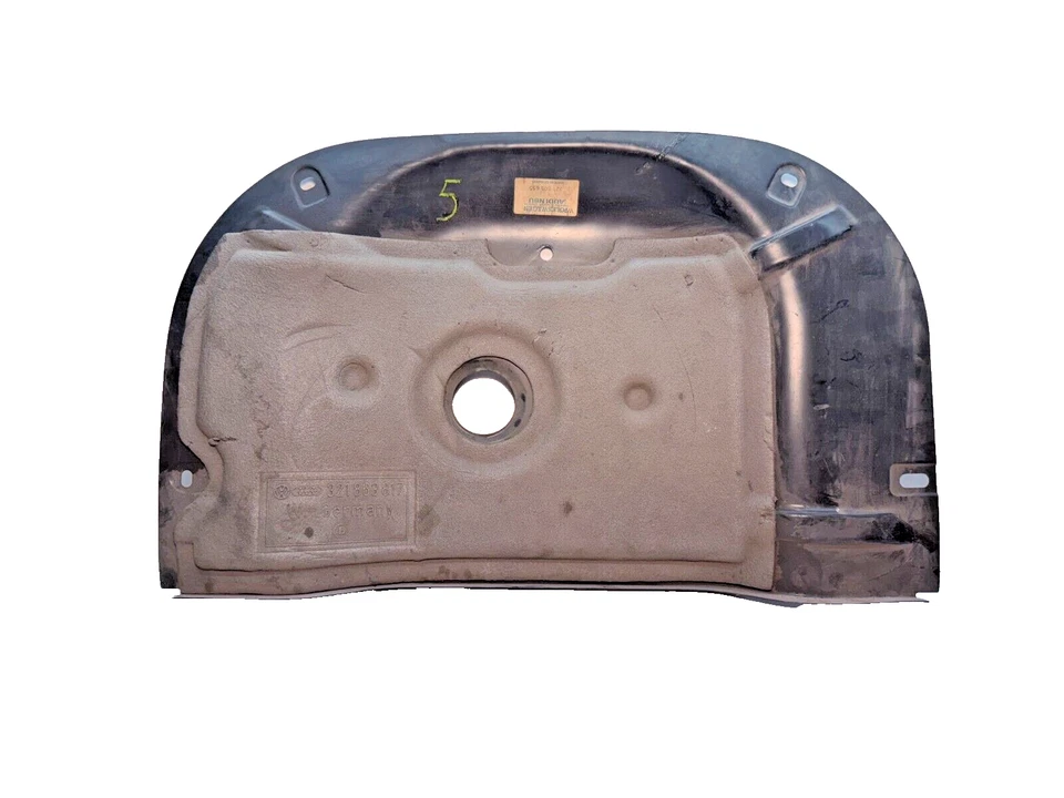 Caja de cambios Audi 80 90 Avant 1984 fabricante de equipos originales escudo térmico aislamiento acústico 321863817 C7-5 Foto 1 de 4