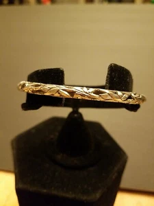 Antique Chinese sterling silver shadow box bangle approx. size 8 stamped. - Picture 1 of 10