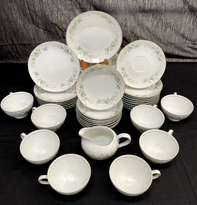 Vintage Fashion Manor Fine China VINEYARD Cups Saucers Bowls & Plates - Japan - Picture 1 of 21