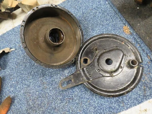 Buje de rueda delantera y placa de freno BSA WM20 EXWD - Imagen 1 de 3