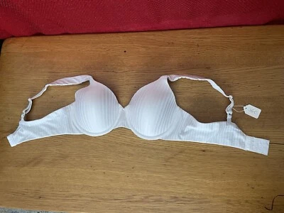 Sujetador con aros Playtex #4747 blanco 36C Foto 1 de 4