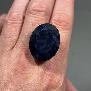 Large Deep Blue Sapphire Oval Faceted Gemstone 29x23x16mm 115.50 carat Eo-1162 - Picture 1 of 5