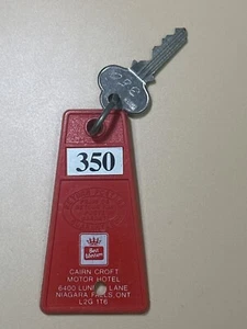 Cairn Croft Motor Hotel Motel Room Key Fob & Key Niagara Falls Ontario #350 - Picture 1 of 3