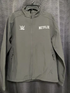 WWE Raw x Live on Netflix Premier 2025 Port Authority Zip-Up Gray MEDIUM Jacket - Bild 1 von 5