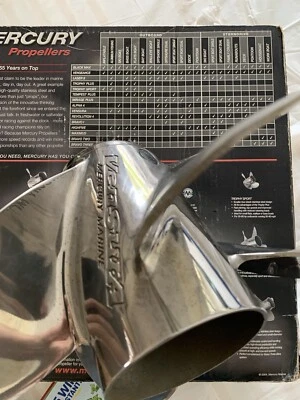 mercury propeller Vensura - image 1 of 4