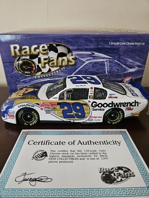 Kevin Harvick #29 GM Goodwrench Service Plus AOL COLOR CHROME 2001 1/24 Diecast - Imagem 1 de 3