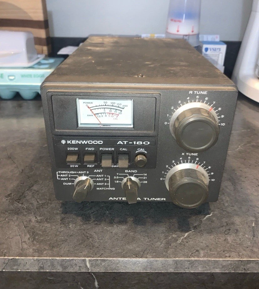 SINTONIZADOR ANTENA KENWOOD AT-180 HF Radioaficionado Probado Funcionando Foto 1 de 1