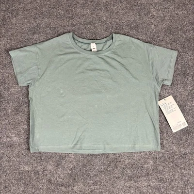 Lululemon Size 4 Cates Tee Shirt Green NWT - Image 1 of 4