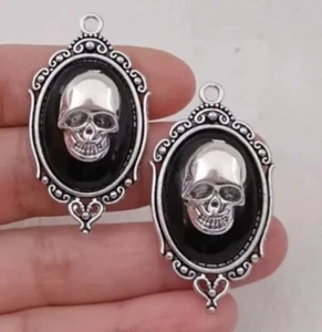 Gothic Skull Cabochon Charm Pendants 3pk - Picture 1 of 1