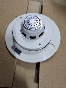 Simplex Smoke Detector Assembly 2098-9202 - Picture 1 of 4