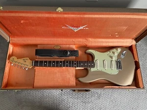 FENDER CUSTOM SHOP 1960 JOURNEYMAN RELIC STRAT - Picture 1 of 3