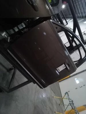 Used Front Left Door Assembly Front fits: 2015 Lincoln Mks electric L. keypad en - Image 1 of 4