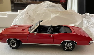 Pontiac GTO Convertible 1970 Rojo Réplica Edición Limitada Escala 1/24 GMP 1 de 350 Foto 1 de 4