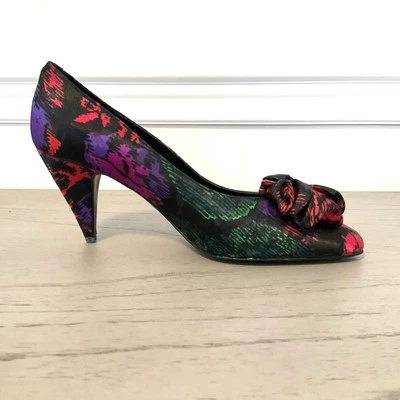 J. Renee Couture Collection Vibrant Abstract Print Pumps Heels Womens SZ 5.5 - Image 1 of 4