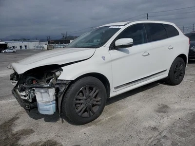 BLK LEFT FRONT DOOR TRIM PANEL 2012 VOLVO XC60 Foto 1 de 4